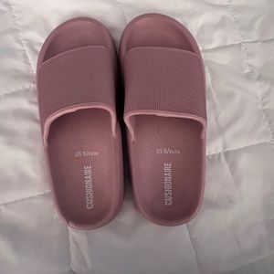Cushionaire Slides